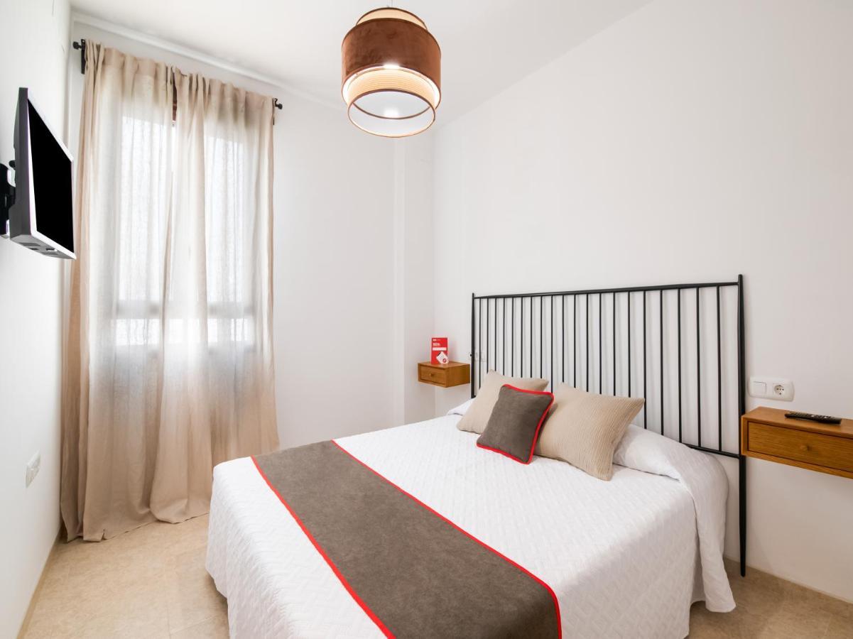 Apartamentos Santiago Ecija Luaran gambar